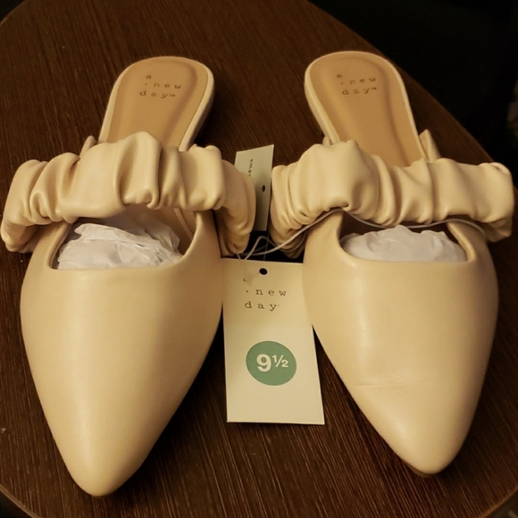 A New Day Celeste Mules in Off White Size 9.5 - Picture 2 of 7